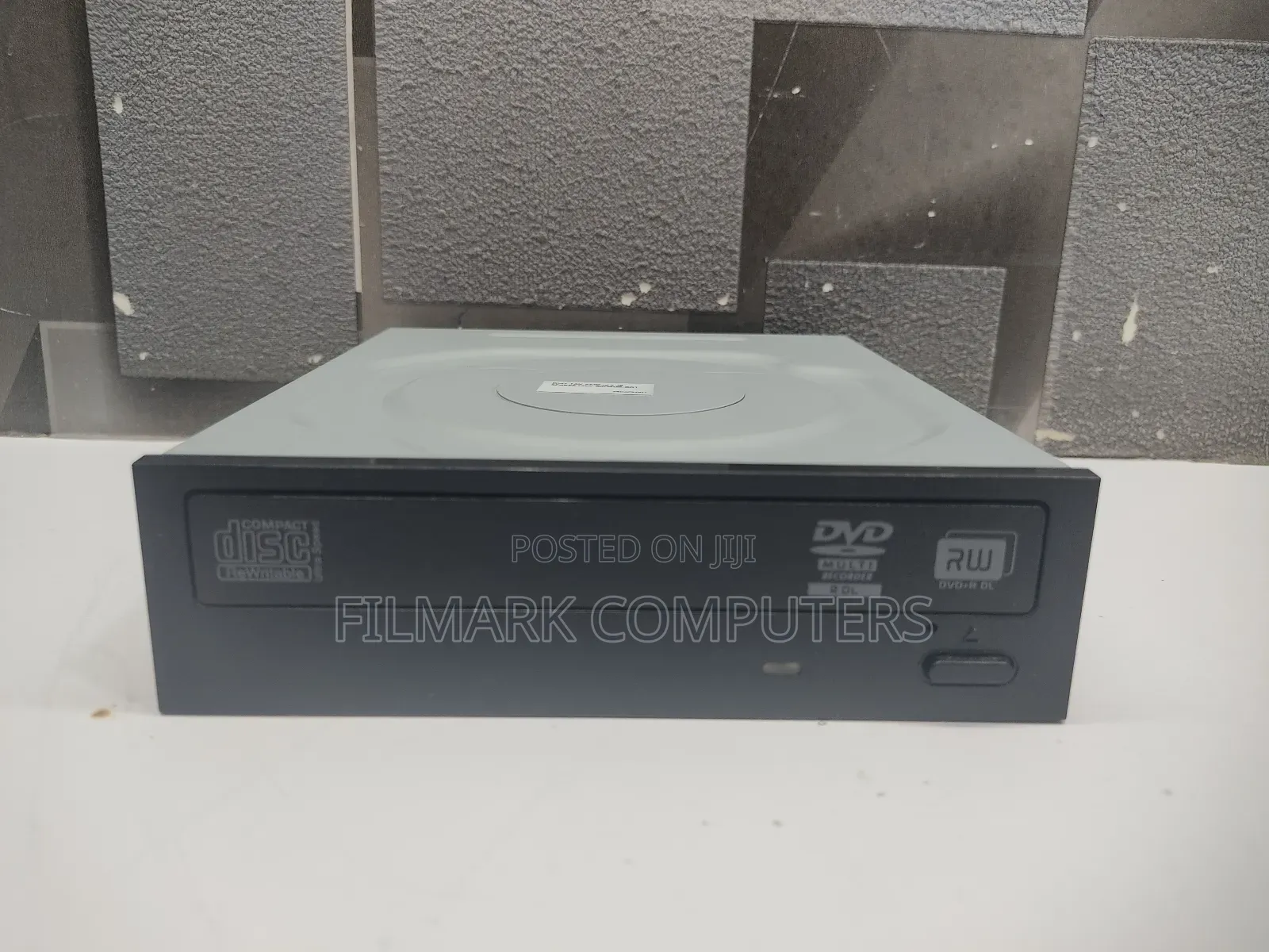 Desktop SATA CD/DVD-RW Rewritable Optical Drive
