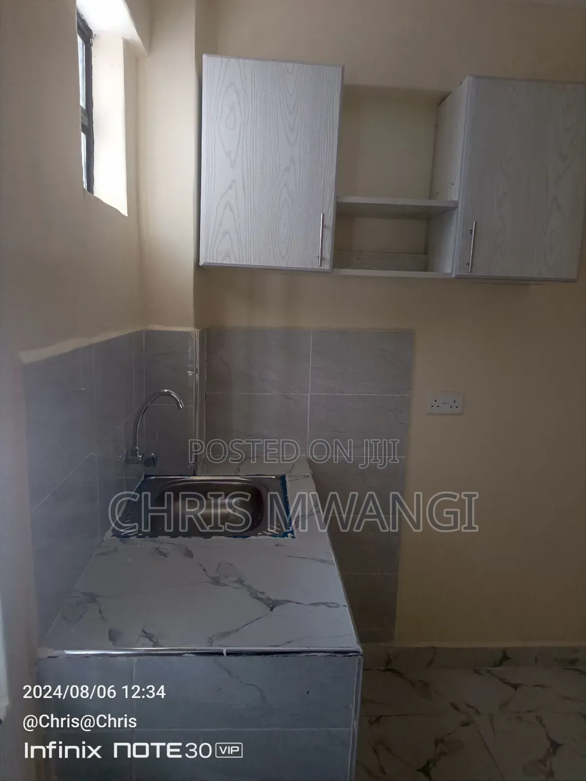 Furnished 1bdrm Block of Flats in Hillview Estate for sale