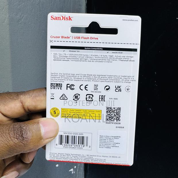 Sandisk 32gb Flash Drive (Cruzer Blade Usb 2.0) - thumbnail 2