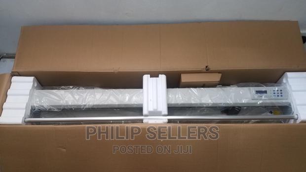 RS720 C Redsail Vinyl Cutting Plotter - main view