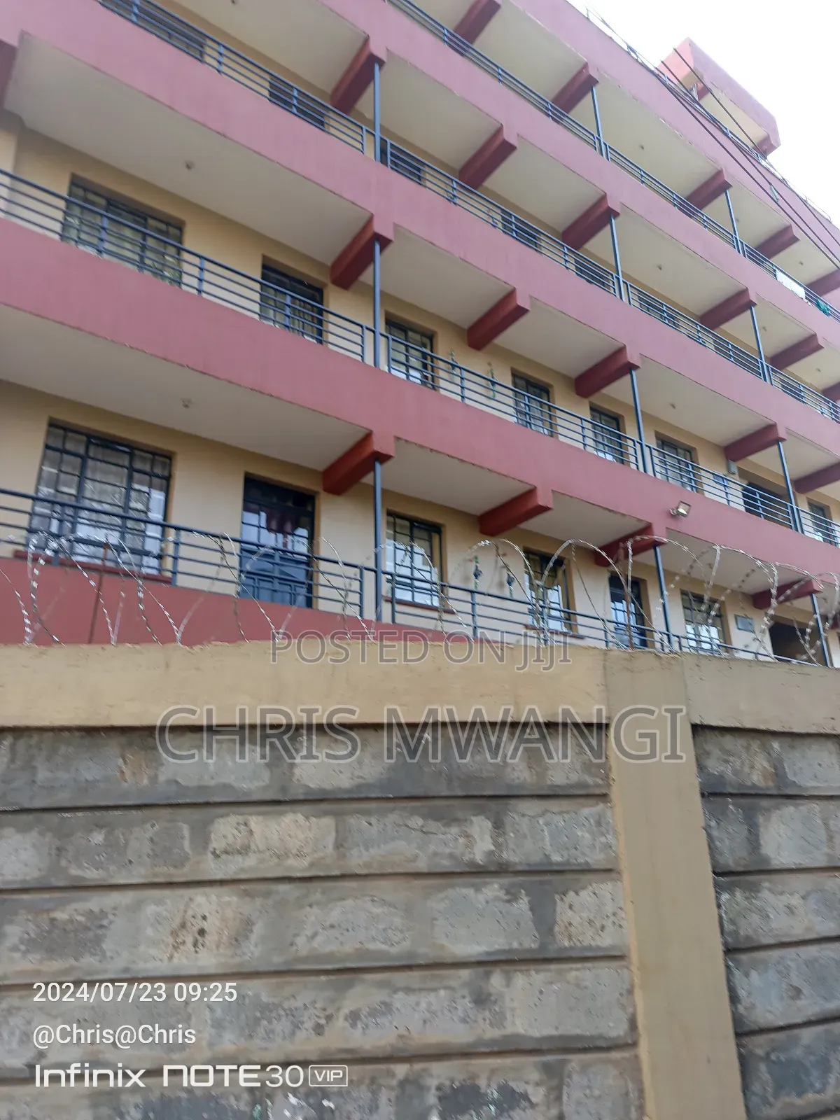 2bdrm Block of Flats in Ruaka Estate for sale