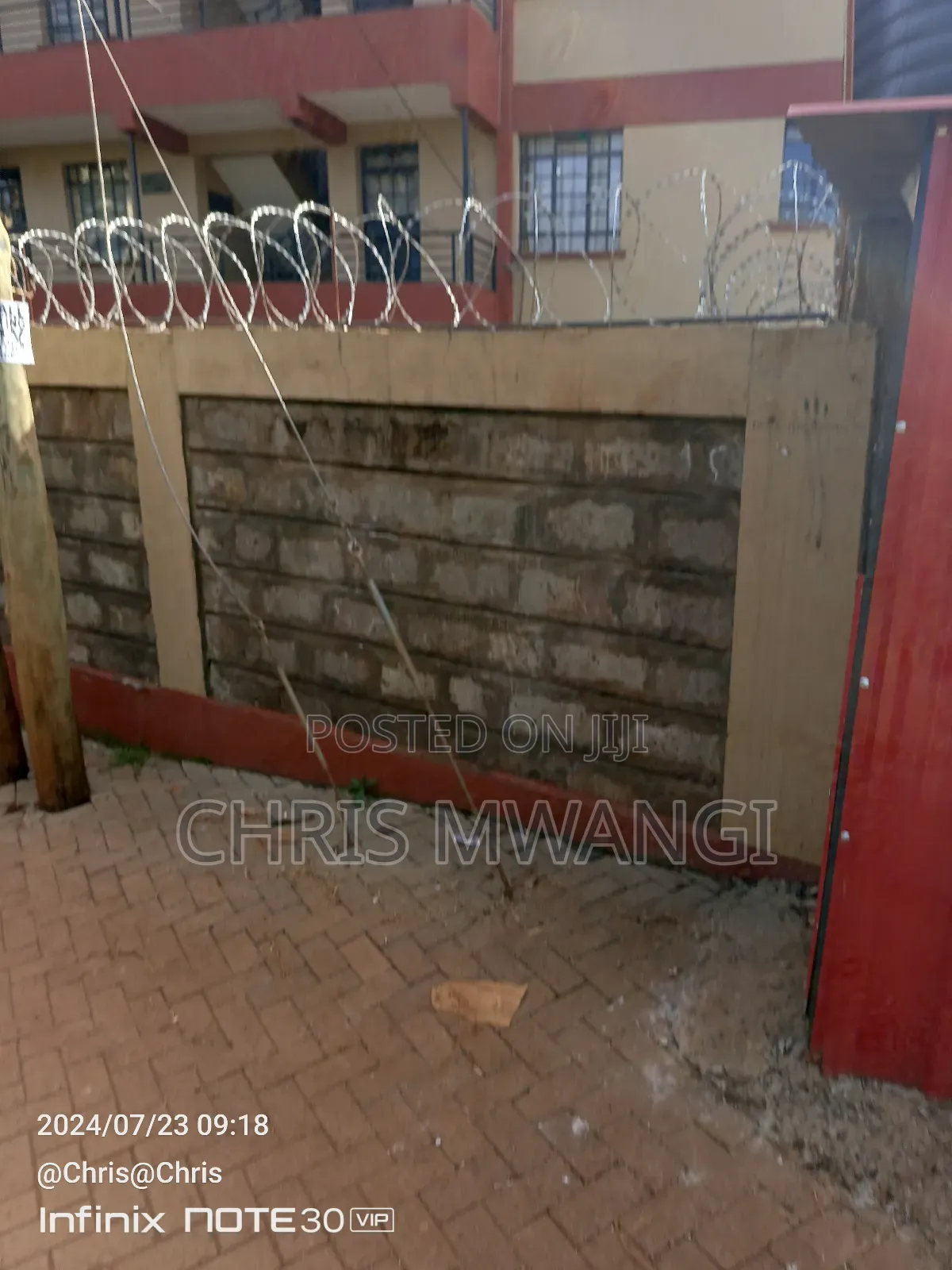 2bdrm Block of Flats in Ruaka Estate Bypass for sale