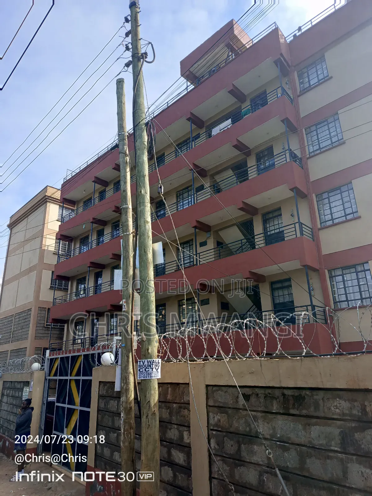 2bdrm Block of Flats in Ruaka Estate Bypass for sale