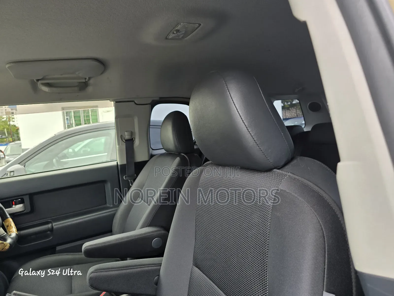 Toyota FJ Cruiser 2017 Beige