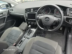 Volkswagen Golf 2017 Black