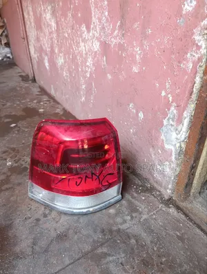 Land Cruiser Back Light 2017