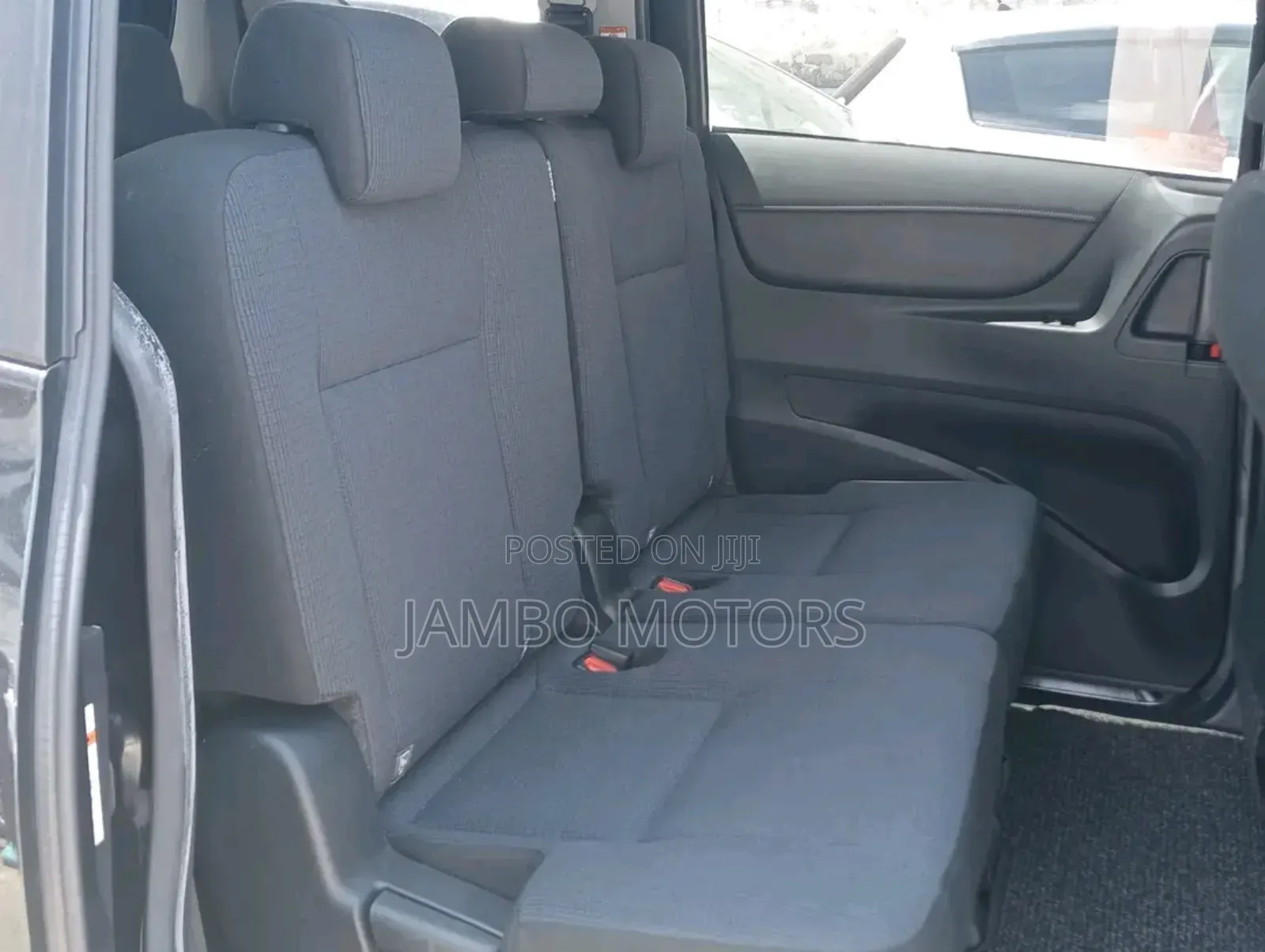 Toyota Sienta 1.5 Hybrid FWD 2017 Black