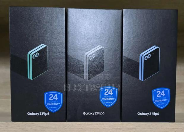 New Samsung Galaxy Z Flip6 256 GB Black - main view