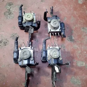 ABS Break Pump Nissan X-Trail Nt30 .