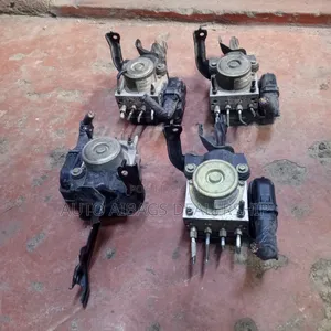 ABS Break Pump Nissan X-Trail Nt30 .