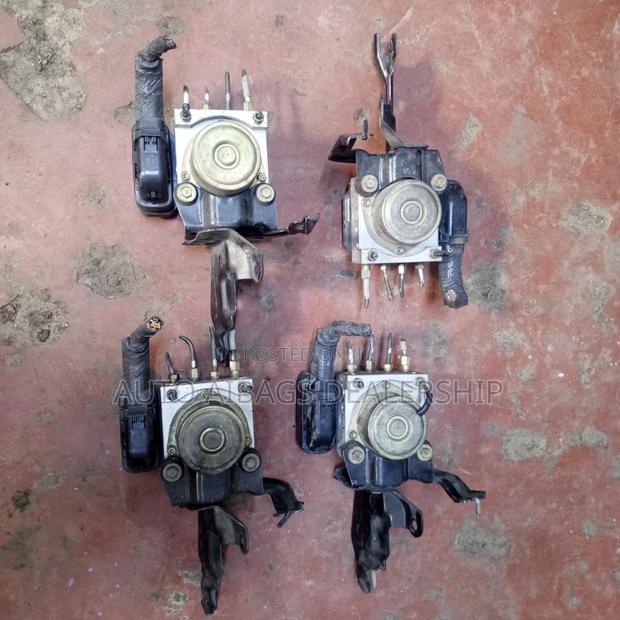 ABS Break Pump Nissan X-Trail Nt30 . - thumbnail 4
