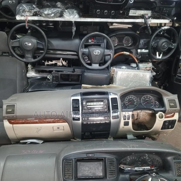 Prado J 120 Dashboard Complete as It Is With Components. - thumbnail 3