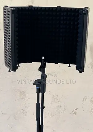 On-Stage Studio Isolation Shield / Studio Booth