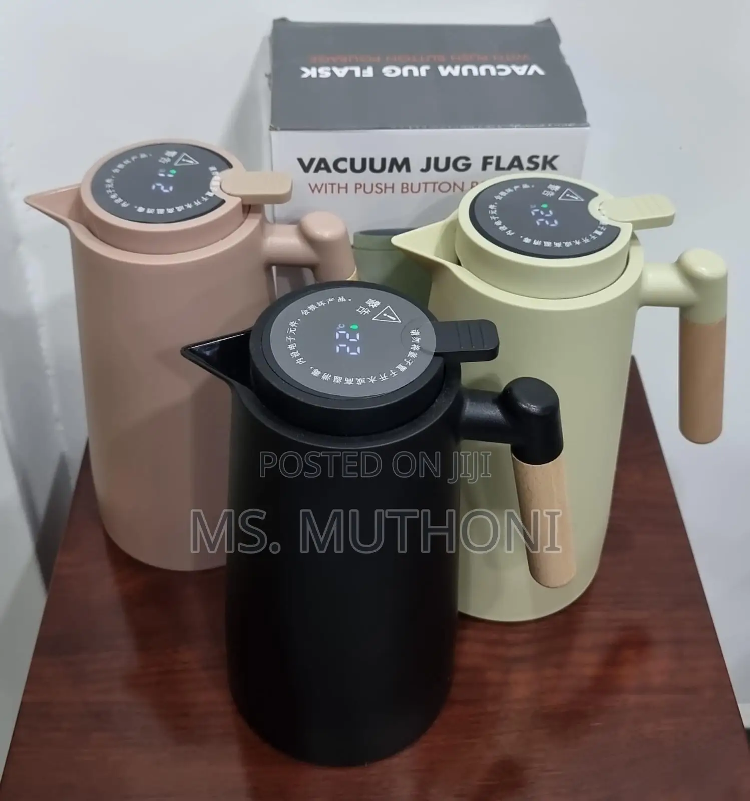 1L Thermometer Vacuum Flask With a Push Button Pour Option