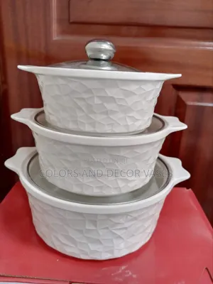 3pcs Casserole 
1,2,3ltrs Respectively 
