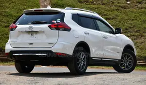 Nissan X-Trail 2017 White