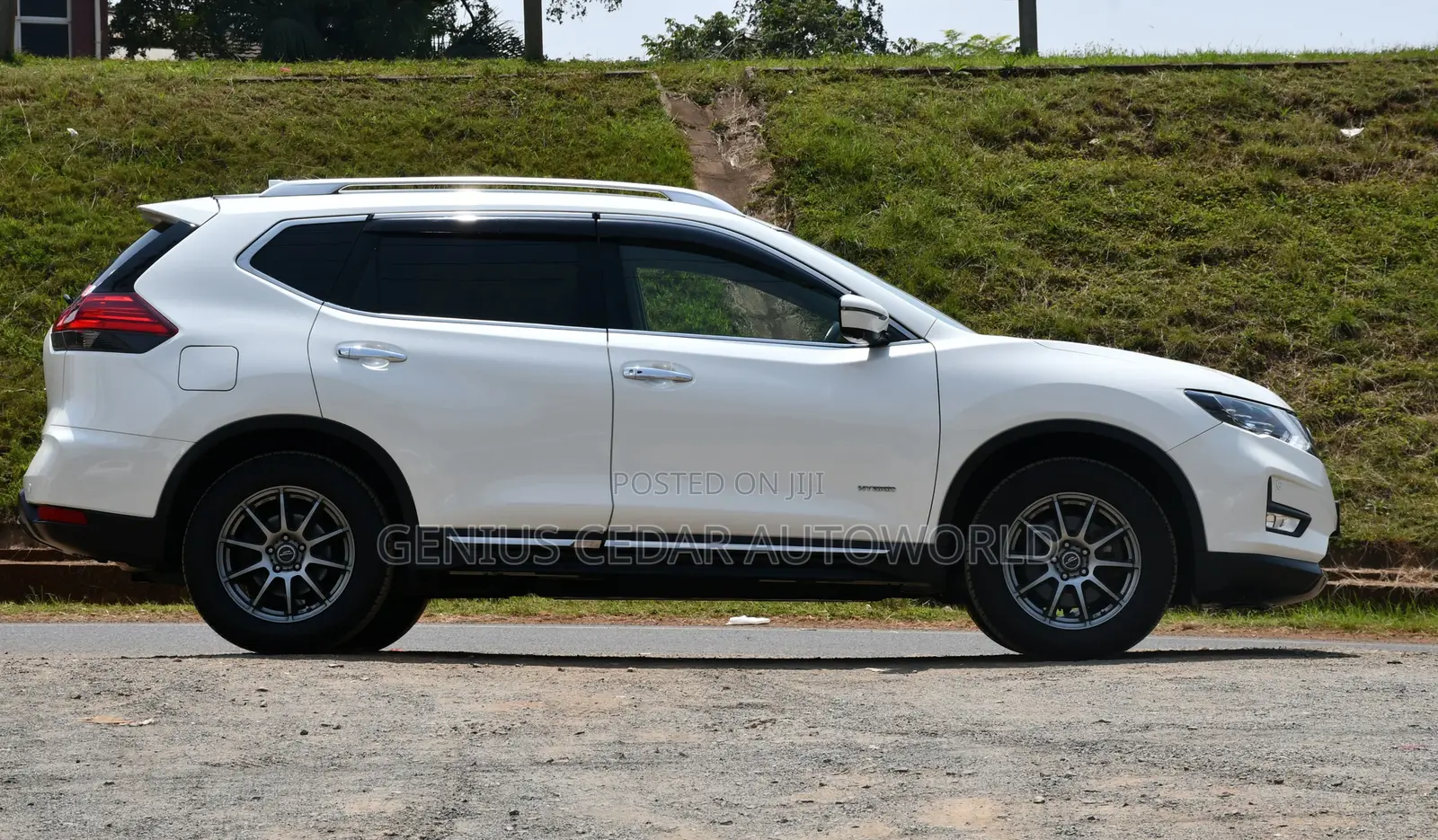 Nissan X-Trail 2017 White