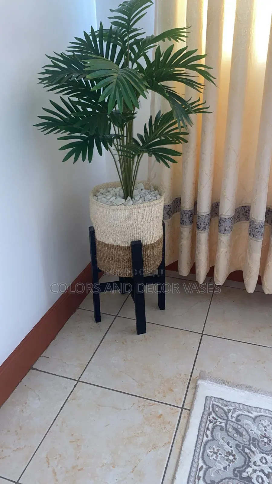 Stand, Basket Pebble Stones Plus Wooden Stand