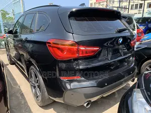 BMW X1 xDrive28i AWD 2017 Matt Black