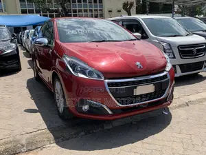 Peugeot 208 2017 Red