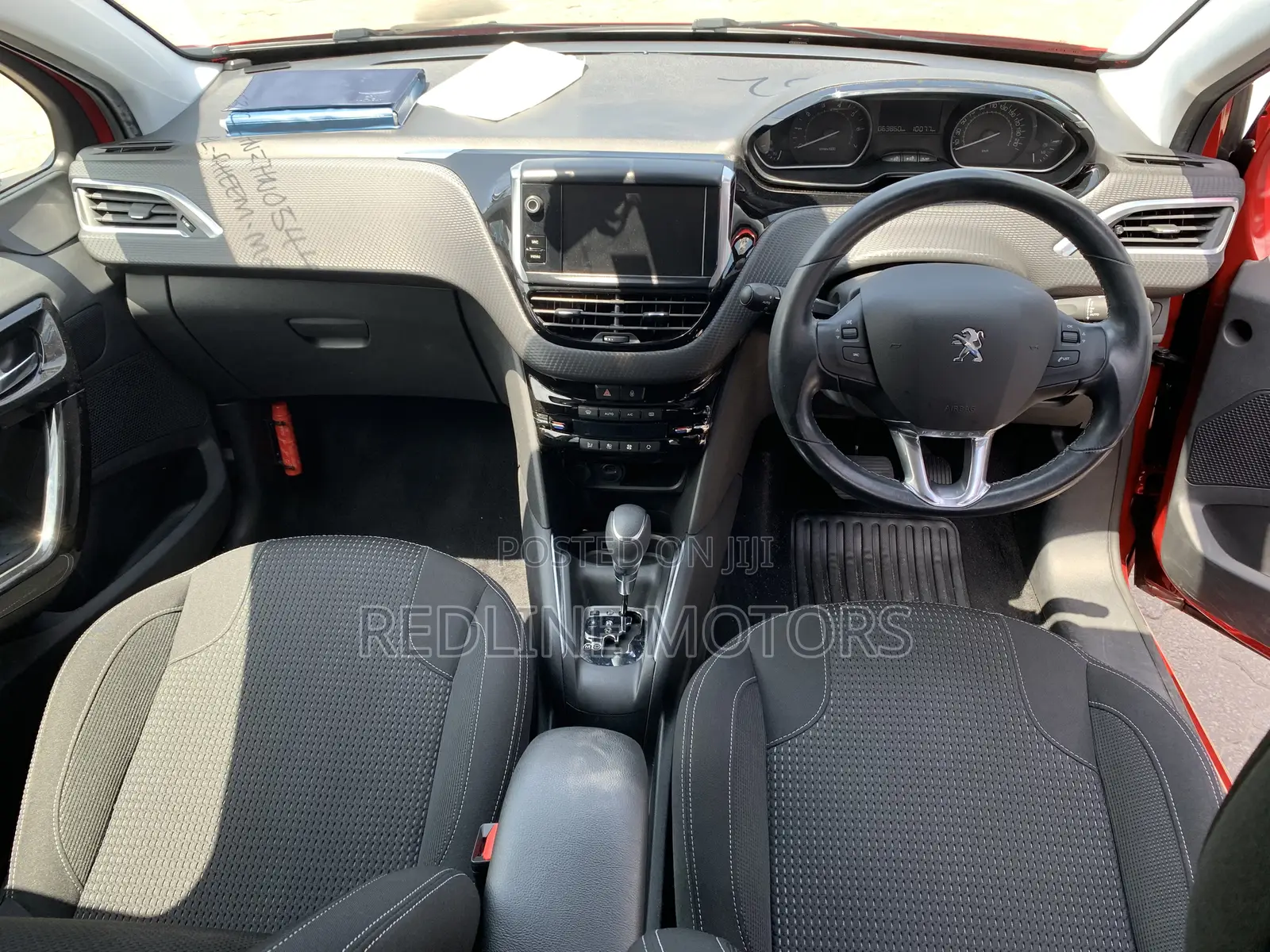 Peugeot 208 2017 Red