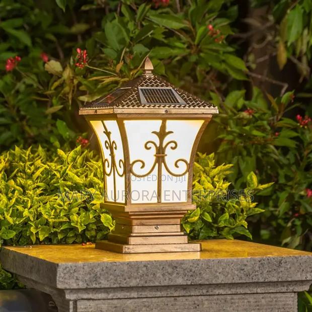 Solar Led Gate Light - thumbnail 2