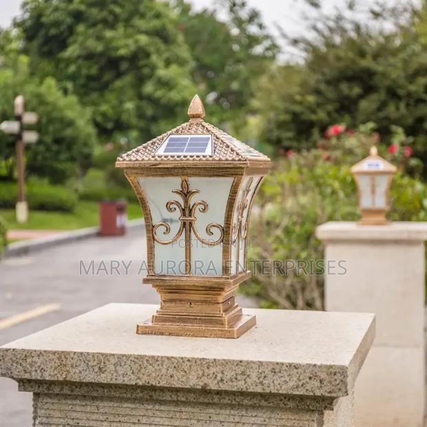 Solar Led Gate Light - thumbnail 3