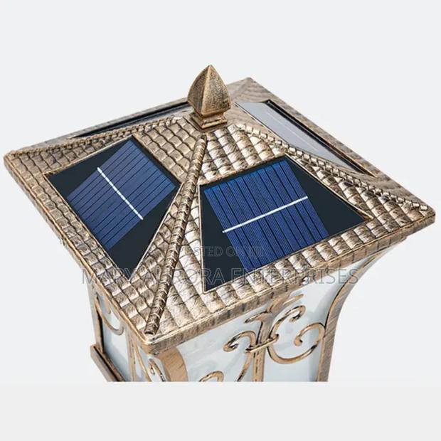 Solar Outdoors Gate Light - thumbnail 3