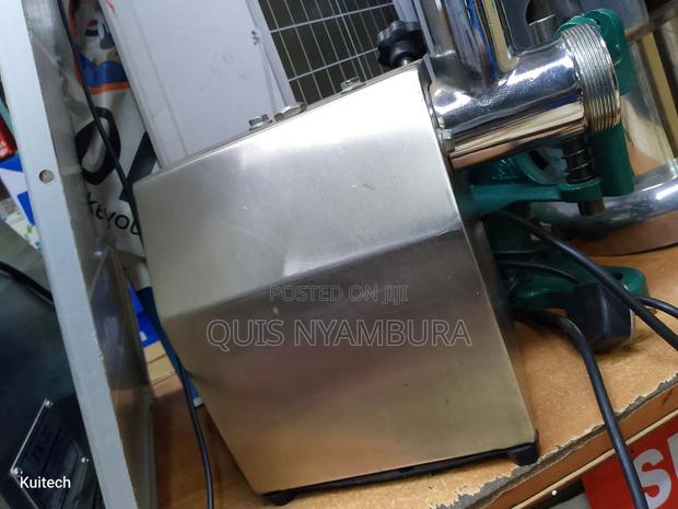 Commercial Meat Mincer - thumbnail 2