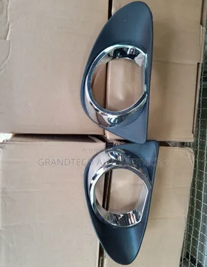 Vitz 2012 Foglights Covers