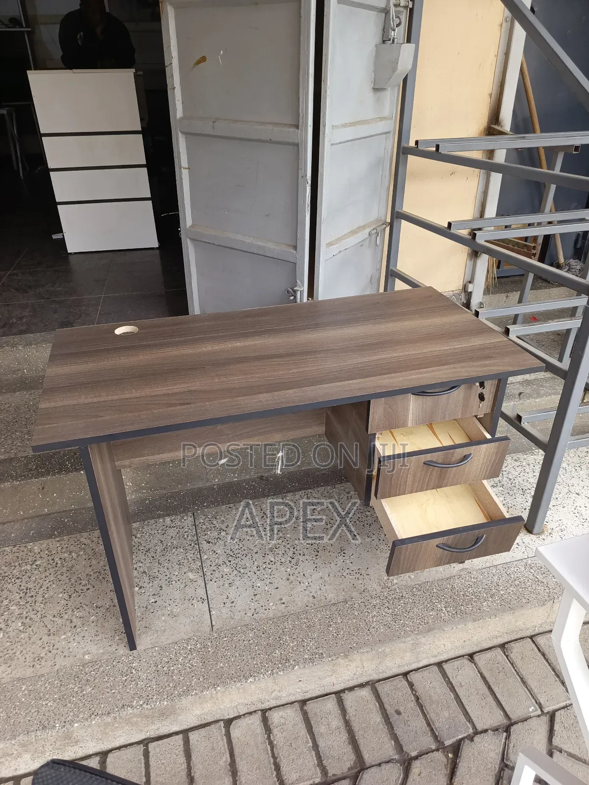 Portable Office Desk.