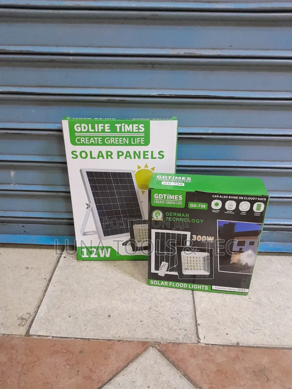 Solar Light Plus Solar Panel 300W.