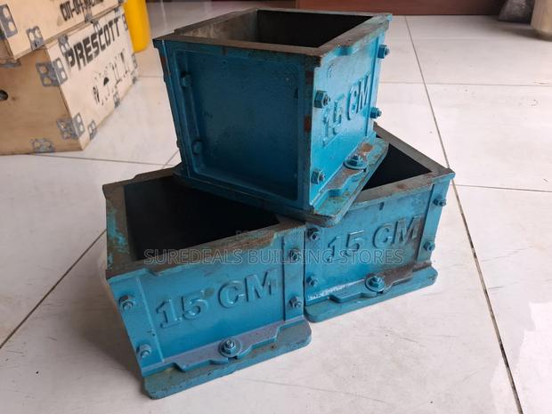 Cast Iron Concrete Testing Moulds-150×150×150mm - main view