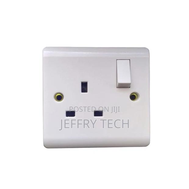 Elite Elegance Electrical Socket Outlet 13A UK STD AC 110~25