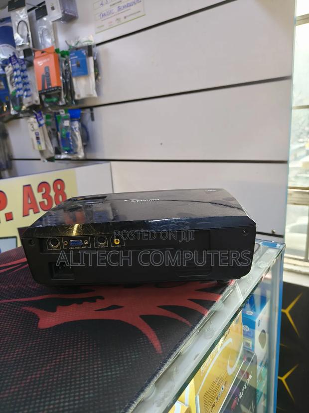 Optoma Projector - thumbnail 2