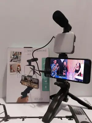 Vlogging Kit.(Lamp,Mic,Holder Bluetooth Shutter)