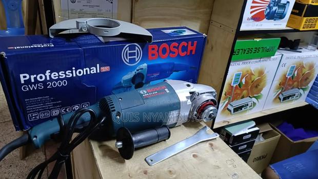 9" Bosch Grinder, Angle Grinder - thumbnail 3