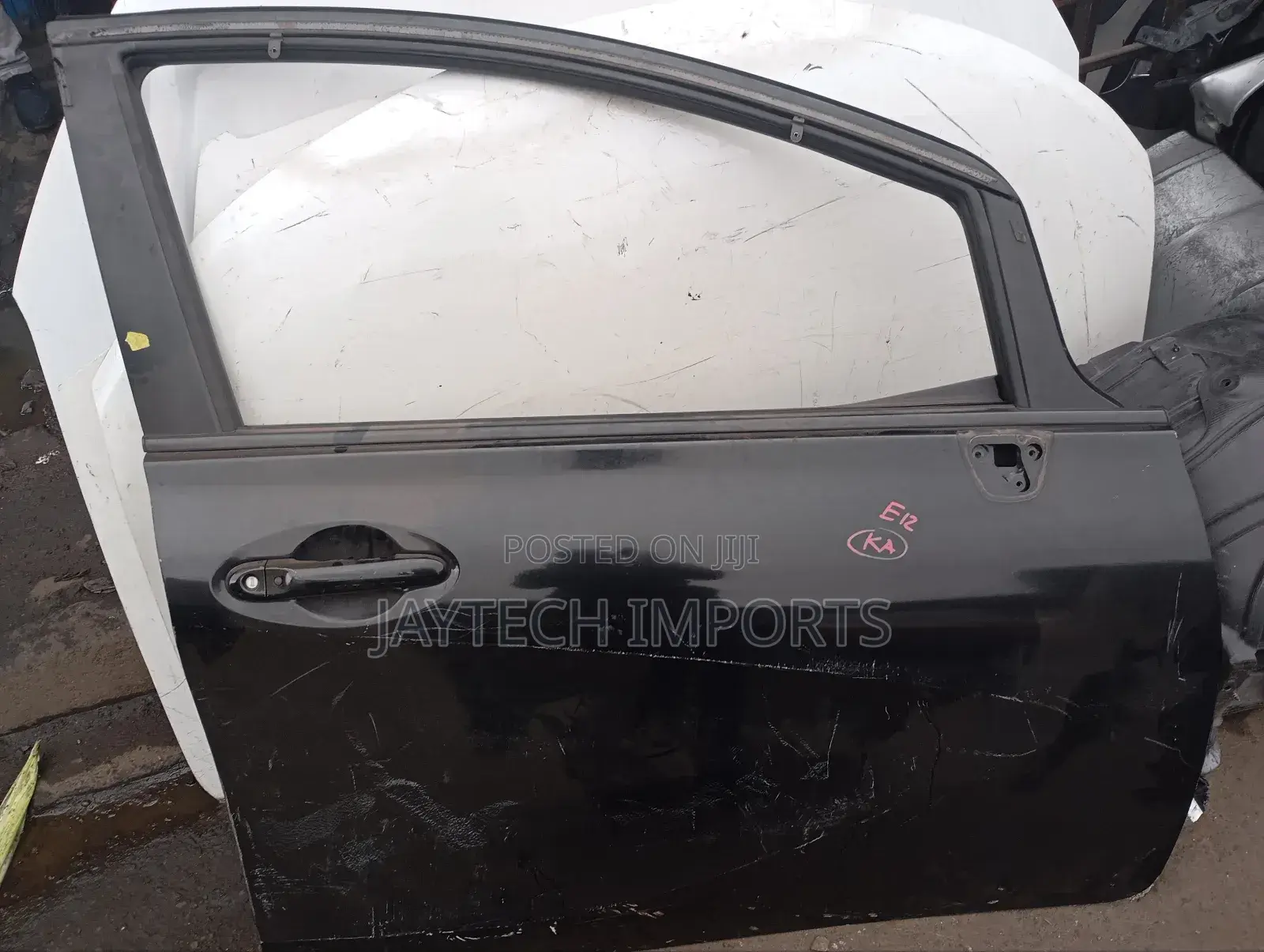 Nissan Note E12 Door