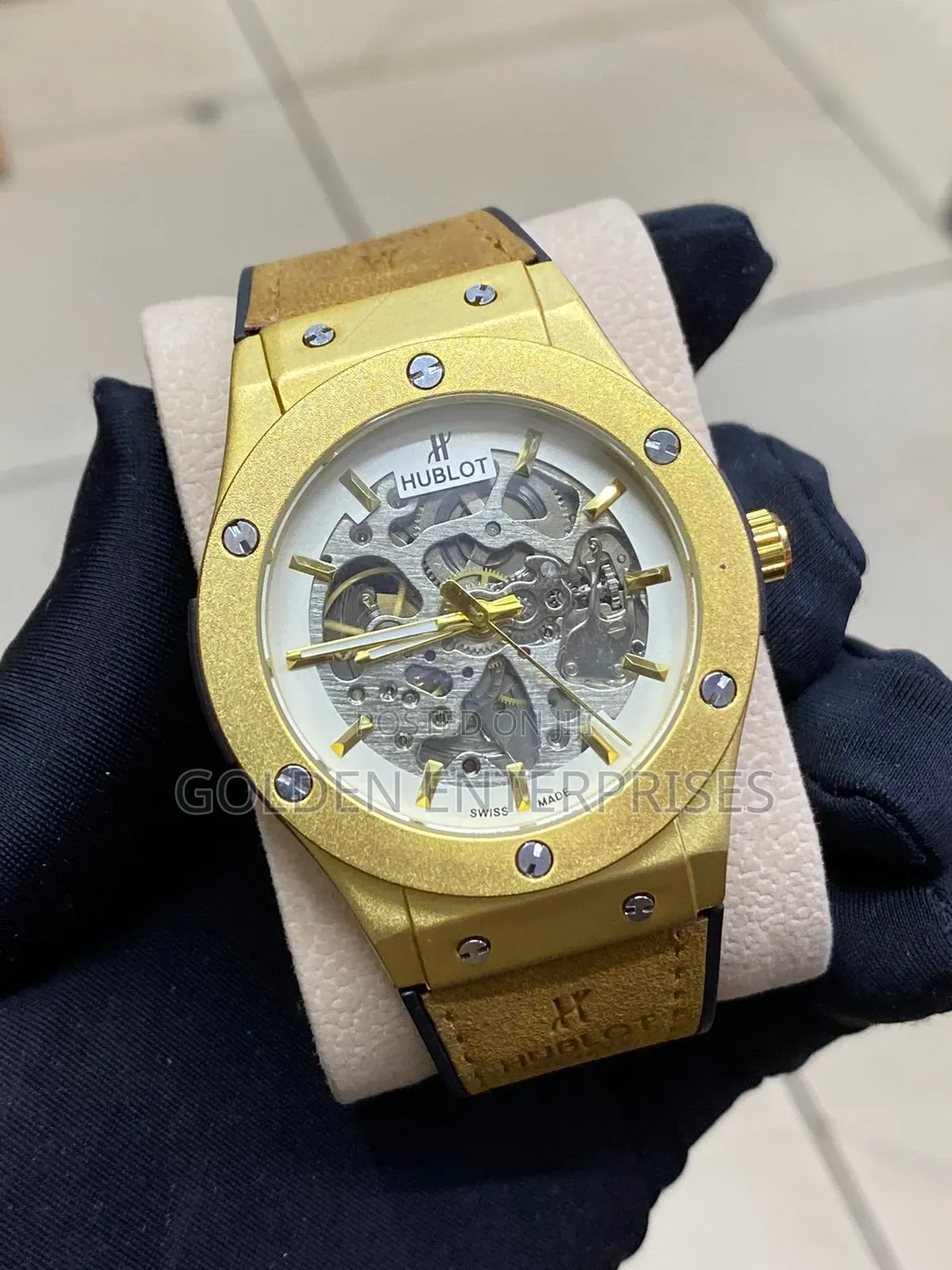 Gold-White Hublot Automatic Gents Watch