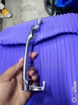 Noah Door Handle 2016/2017 Model