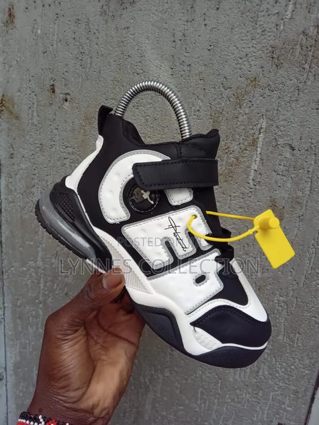 Kids Shoes - main view