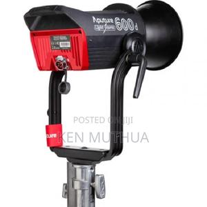 Aputure LS 600d Daylight LED Monolight (V-Mount) - thumbnail 2