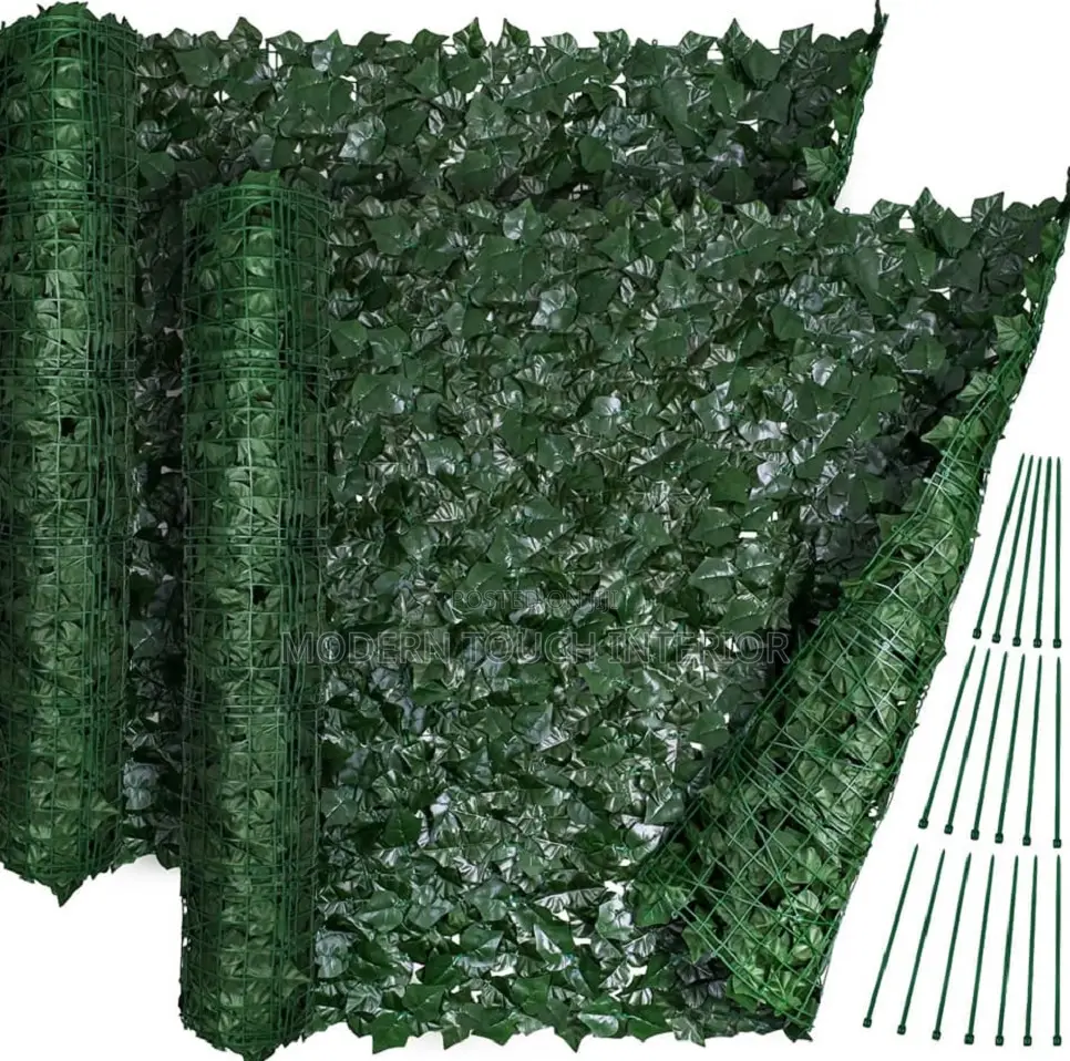 Green Artificial Privacy Fence