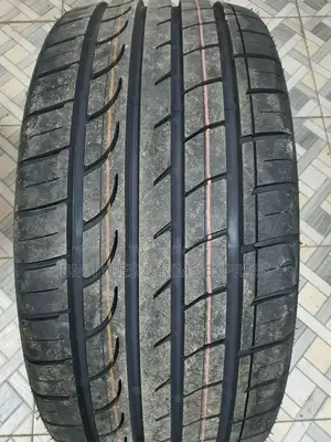 245 /40 R18 Lenstone Tyres
