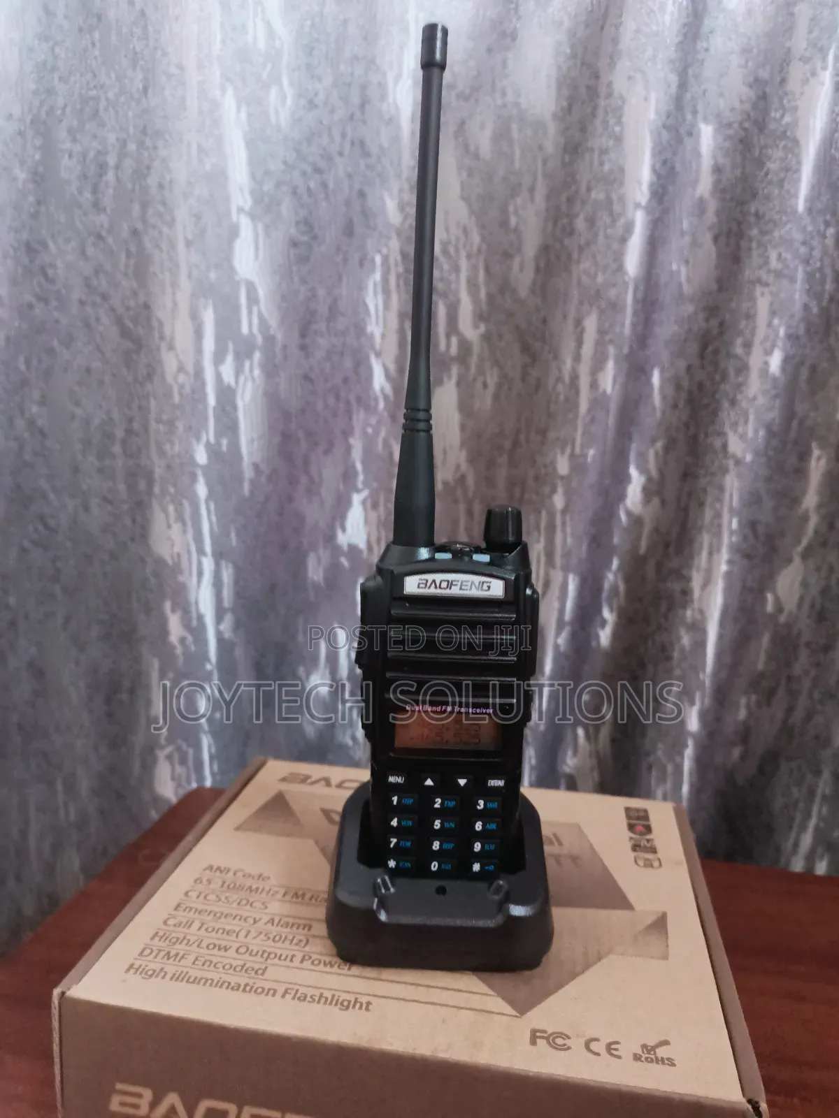 Professional Walkie Talkie Radio Uv 82