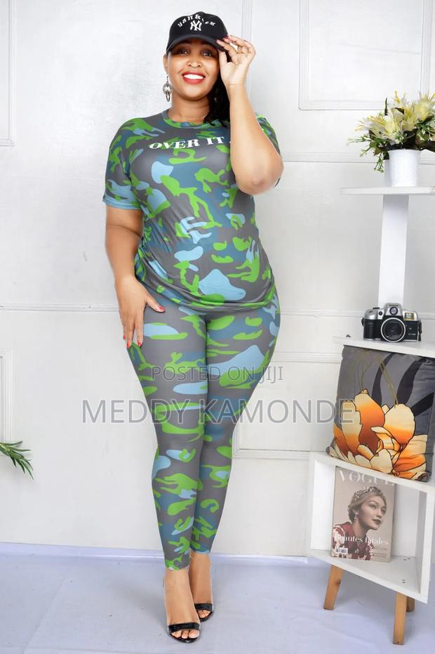 Designer 2pc Sporty Tracksuit - thumbnail 2