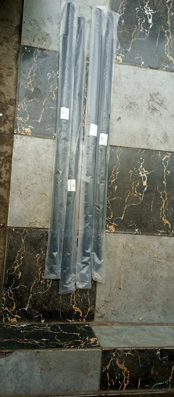 Mitsubishi Outlander Mouldings