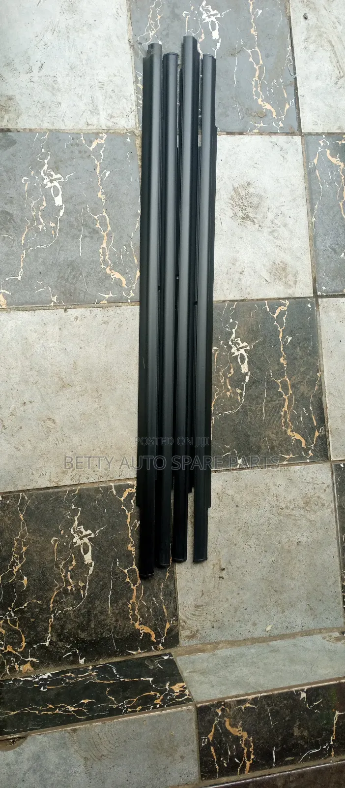 Mitsubishi Outlander Mouldings