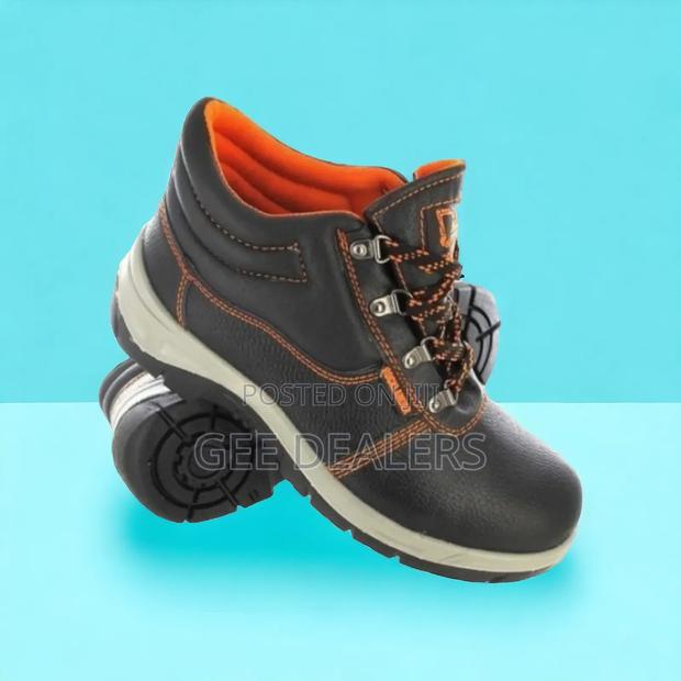 Rocklander Safety Boots >Heavy Duty Unisex Safety Boots - thumbnail 2