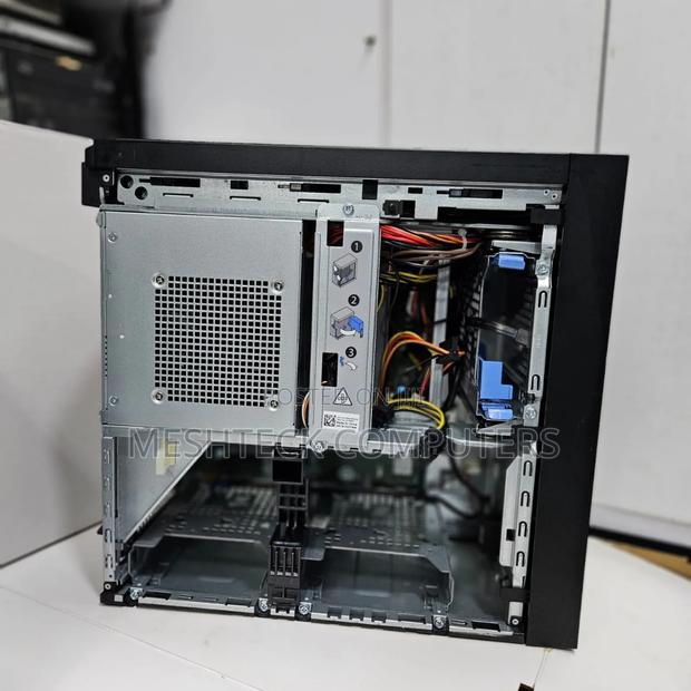 Desktop Computer Dell Precision 3000 16GB Intel Core I7 SSD 512GB - thumbnail 3